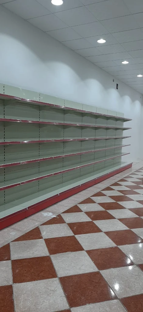 رفوف مستعملة بحالة ممتازة - Quality used shelves